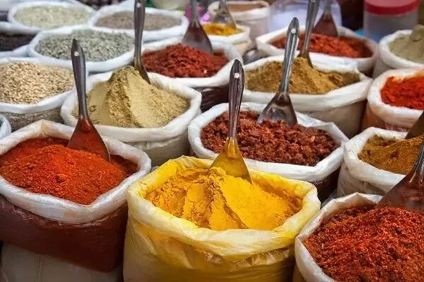 ادویه هم از سفره‌های مردم پر کشید