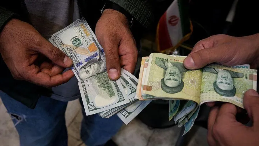 از دلار ۲۶۳ هزار تومانی تا افغانی ۴ هزار تومانی؛ ریال چگونه آب رفت؟