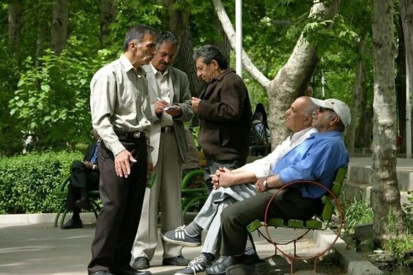 اعلام ضوابط وام بازنشستگان کشوری و تأمین اجتماعی/ نداشتن بدهی بانکی، چک برگشتی و اقساط معوق شرط گرفتن وام است
