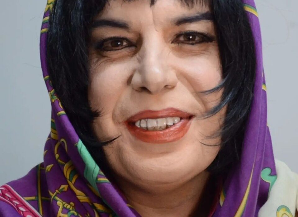 تصویر جالب از گریم سنگین عباس جمشیدی‌فر در فیلم سینمایی «خانم والده»