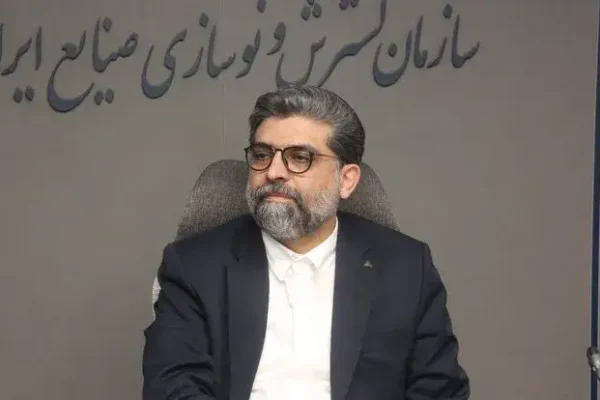 سهمیه سوخت مالکان خودروهای فرسوده قطع نمی‌شود