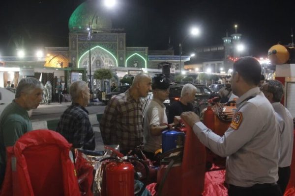 شهروندان آستانه‌ اشرفیه با تجهیزات آتش‌ نشانی آشنا شدند