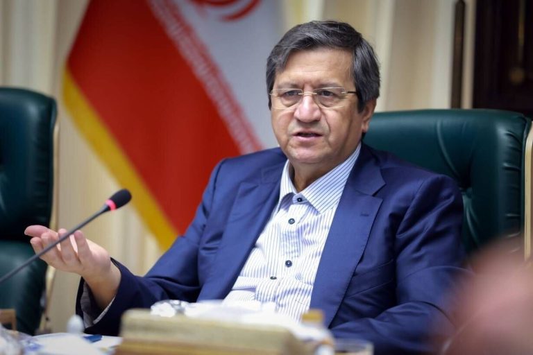 همتی: اولویت ارزی بانک مرکزی، تامین کالاهای اساسی مردم است