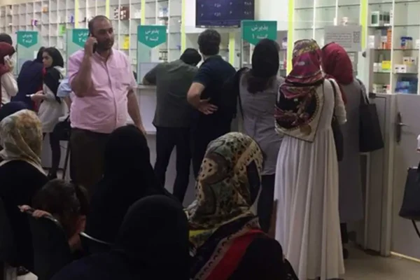یک سامانه عجیب اشکِ پزشکان ایرانی را درآورده است!